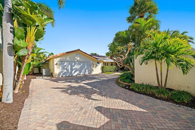 110 E Spearfish Lane, Jupiter, FL 33477