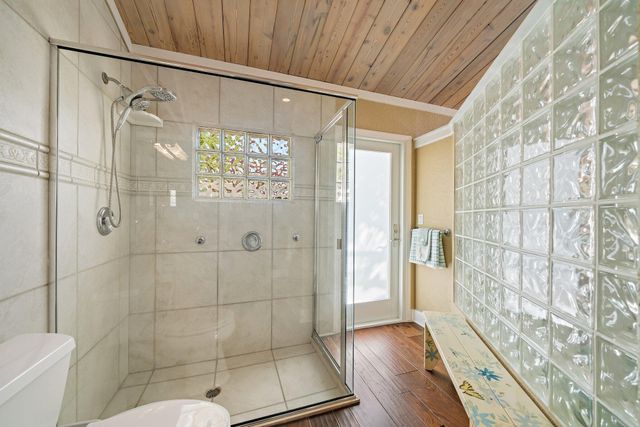 110 E Spearfish Lane, Jupiter, FL 33477