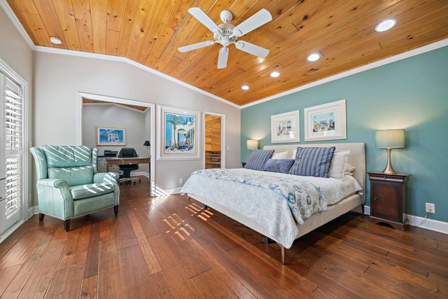 110 E Spearfish Lane, Jupiter, FL 33477