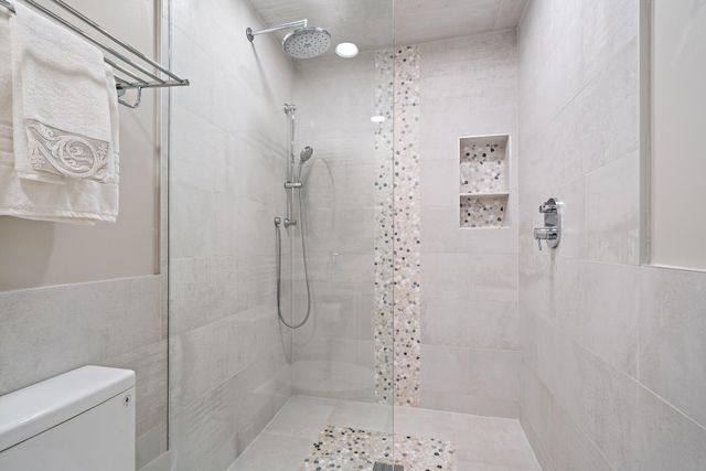 110 E Spearfish Lane, Jupiter, FL 33477