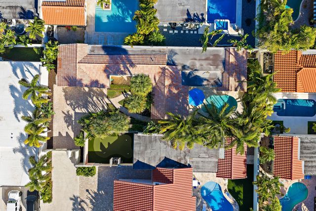 110 E Spearfish Lane, Jupiter, FL 33477