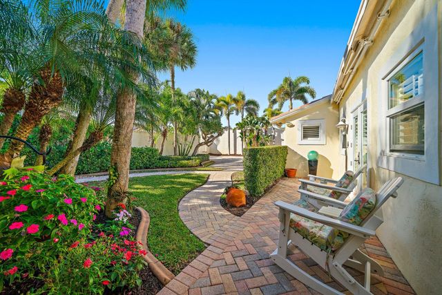 110 E Spearfish Lane, Jupiter, FL 33477