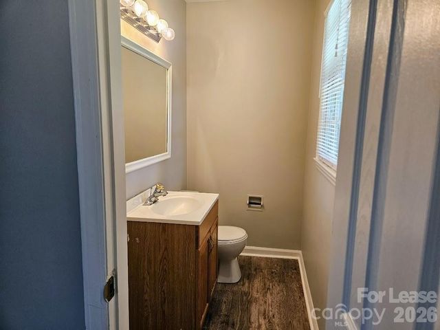 1120 Georgetown Drive, Charlotte, NC 28213