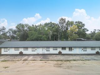 2109 24th Street Street, Gulfport, MS 39501