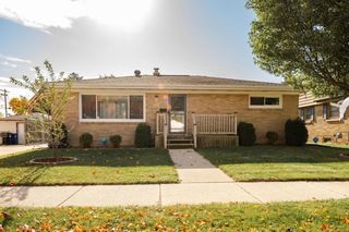 2821 Pinehurst AVENUE, Racine, WI 53403
