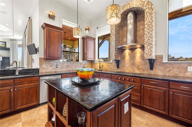 4128 CAUSEWAY VISTA DRIVE, Tampa, FL 33615