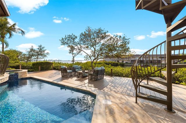 4128 CAUSEWAY VISTA DRIVE, Tampa, FL 33615