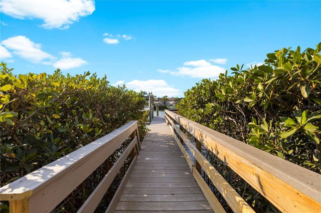 4128 CAUSEWAY VISTA DRIVE, Tampa, FL 33615