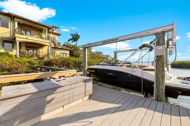 4128 CAUSEWAY VISTA DRIVE, Tampa, FL 33615