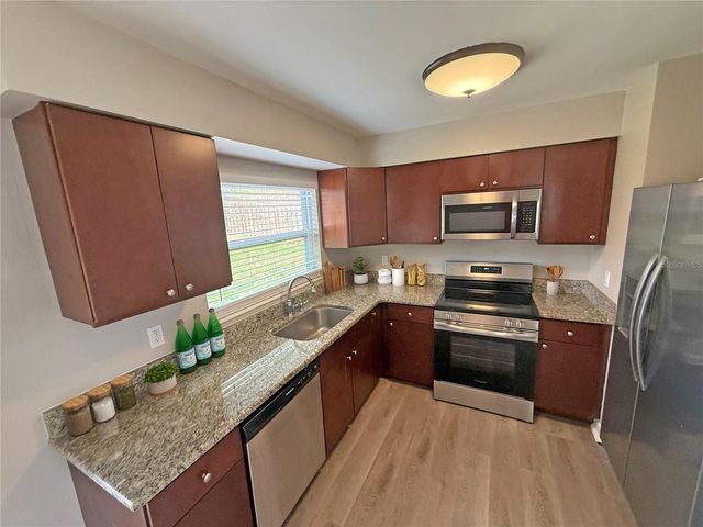 652 CANDYCE AVENUE, Lakeland, FL 33815