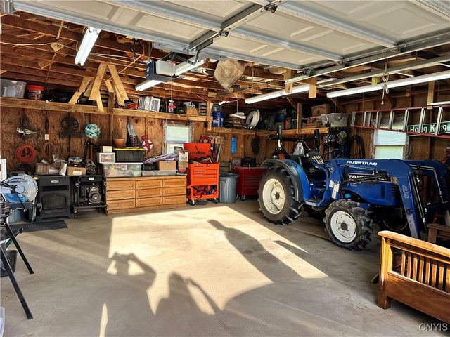 196 County Route 48, Albion, NY 13142