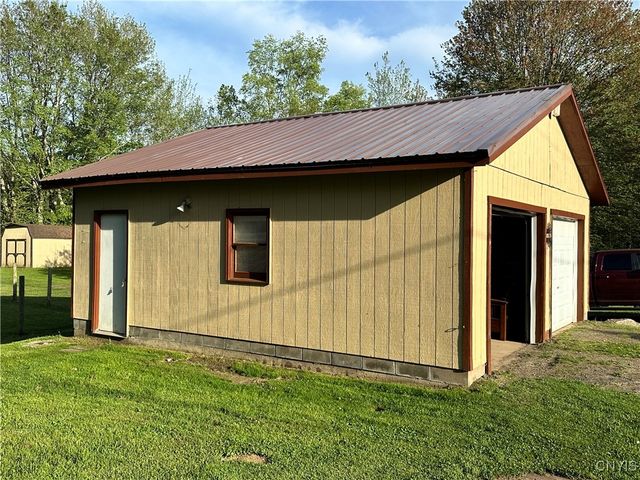196 County Route 48, Albion, NY 13142