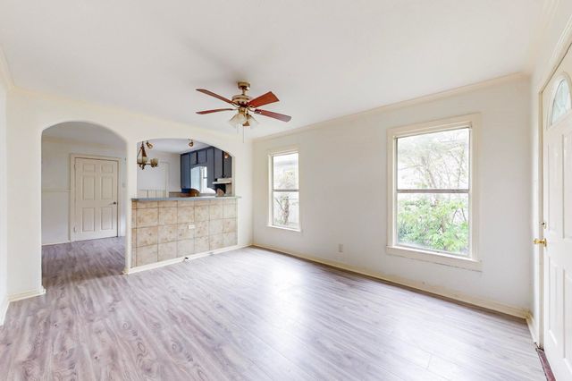 1203 Harrington Avenue, Fort Worth, TX 76164