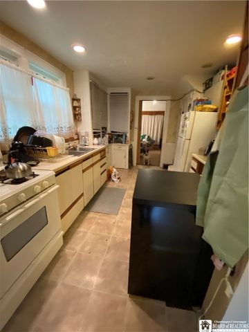 93 Barrett Avenue, Jamestown, NY 14701