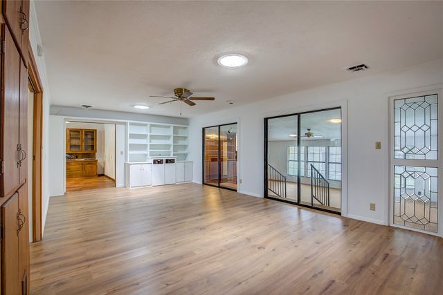2506 Washington Street, Commerce, TX 75428