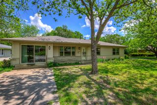 2506 Washington Street, Commerce, TX 75428