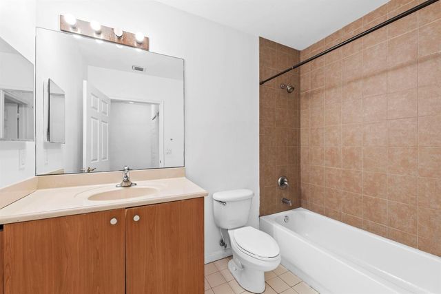 1425 NW 36TH Way, Lauderhill, FL 33311