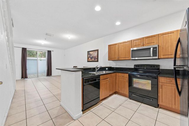 1425 NW 36TH Way, Lauderhill, FL 33311