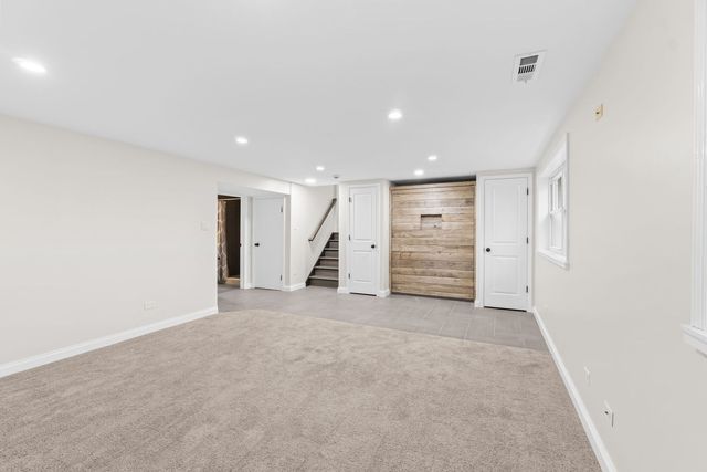 18W089 Claremont Drive, Darien, IL 60561