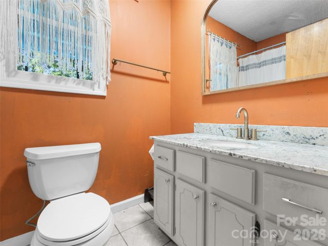 58 Pittman Road, Fletcher, NC 28732