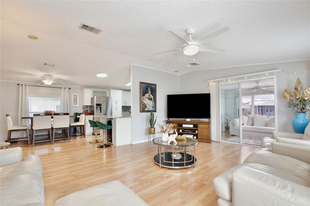 114 DOUGLAS PARK AVENUE, Davenport, FL 33897