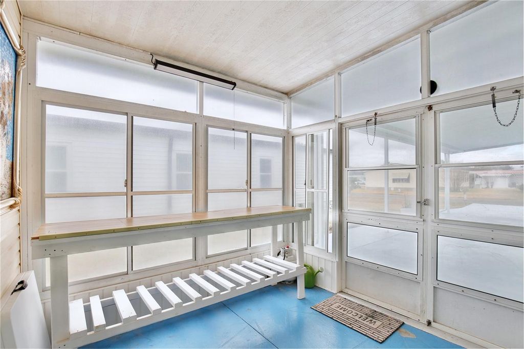 Image 26 of property listing at 114 DOUGLAS PARK AVENUE, Davenport, FL 33897