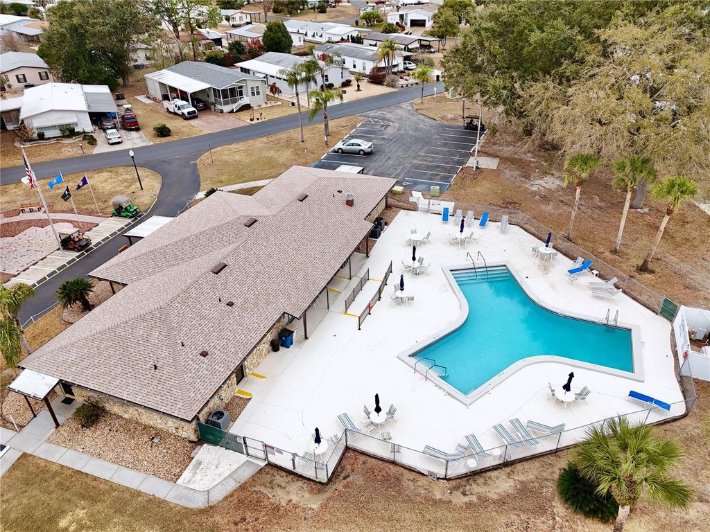 Image 46 of property listing at 114 DOUGLAS PARK AVENUE, Davenport, FL 33897