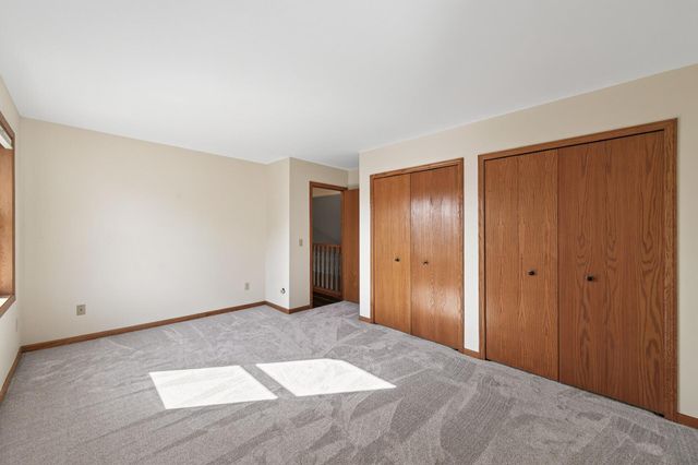 3569 Gershwin Avenue N, Oakdale, MN 55128