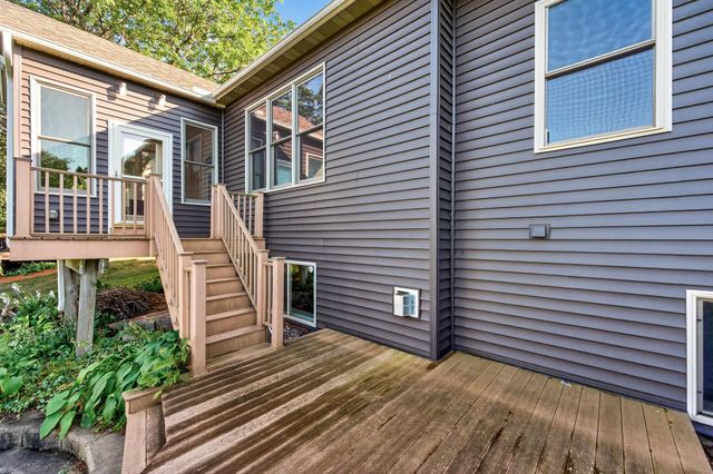 3569 Gershwin Avenue N, Oakdale, MN 55128
