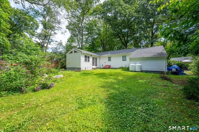 40 Valley View Lane, New Milford, CT 06776