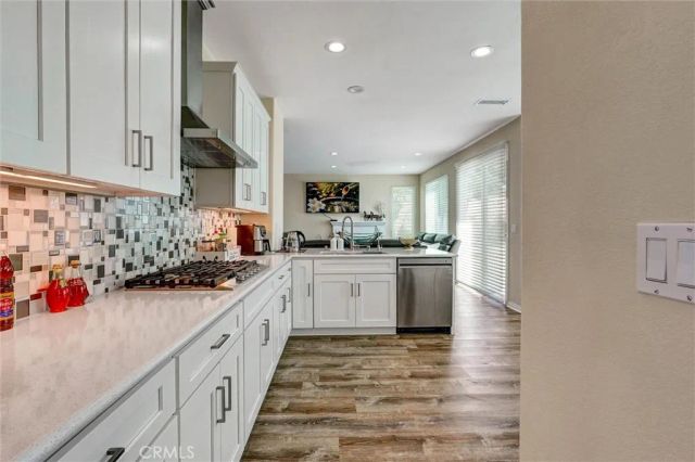 28404 Rock Canyon, Saugus, CA 91390