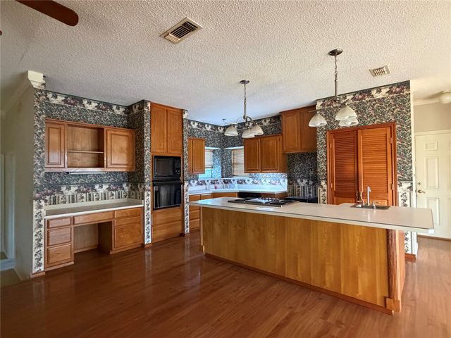 8600 County Road 530, Mansfield, TX 76063
