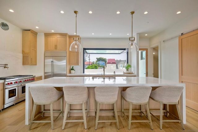 440 Pomona Avenue, Coronado, CA 92118