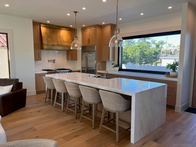 440 Pomona Avenue, Coronado, CA 92118