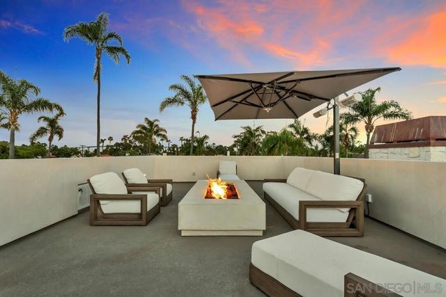 440 Pomona Avenue, Coronado, CA 92118