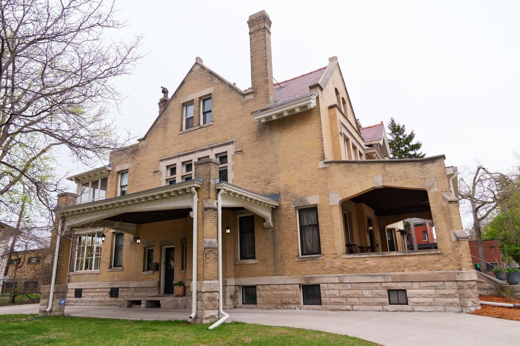 341 Dayton Avenue, Saint Paul, MN 55102 — photo 4