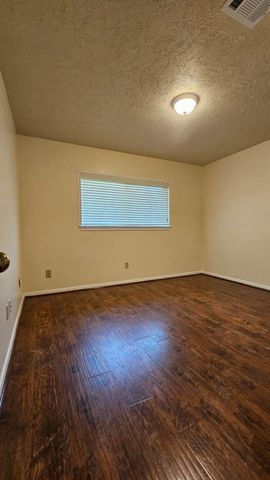 14819 Knightsway Drive, Houston, TX 77083