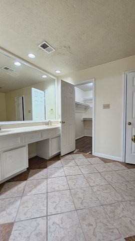 14819 Knightsway Drive, Houston, TX 77083