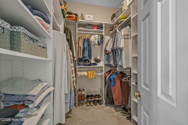 662 Meadowbrook Lane NW, Calabash, NC 28467