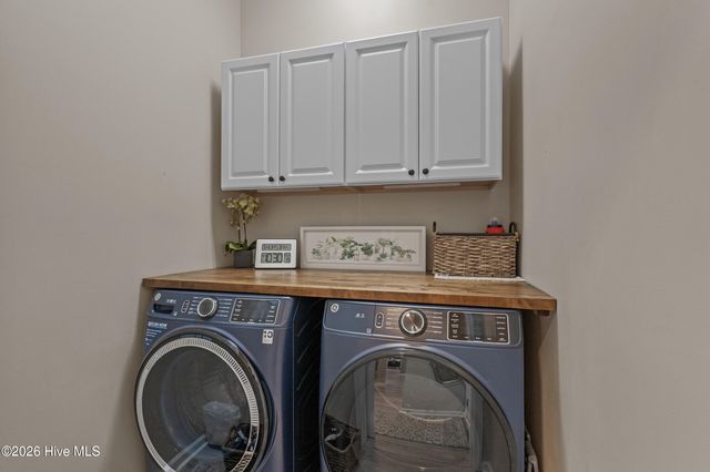 662 Meadowbrook Lane NW, Calabash, NC 28467