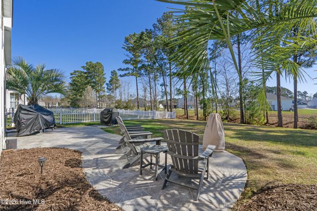 662 Meadowbrook Lane NW, Calabash, NC 28467