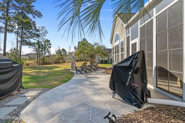 662 Meadowbrook Lane NW, Calabash, NC 28467