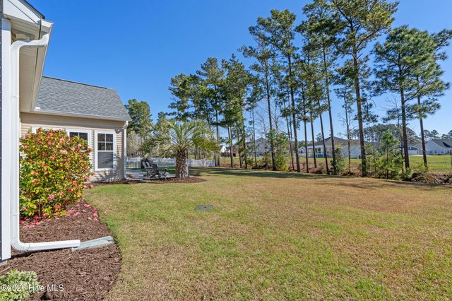 662 Meadowbrook Lane NW, Calabash, NC 28467