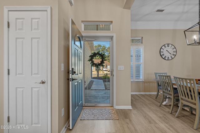 662 Meadowbrook Lane NW, Calabash, NC 28467