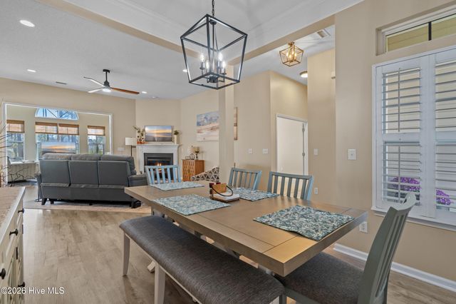 662 Meadowbrook Lane NW, Calabash, NC 28467