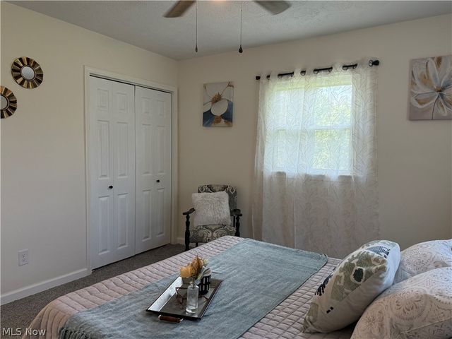1365 Jewel Bay Road, Cortland, OH 44410