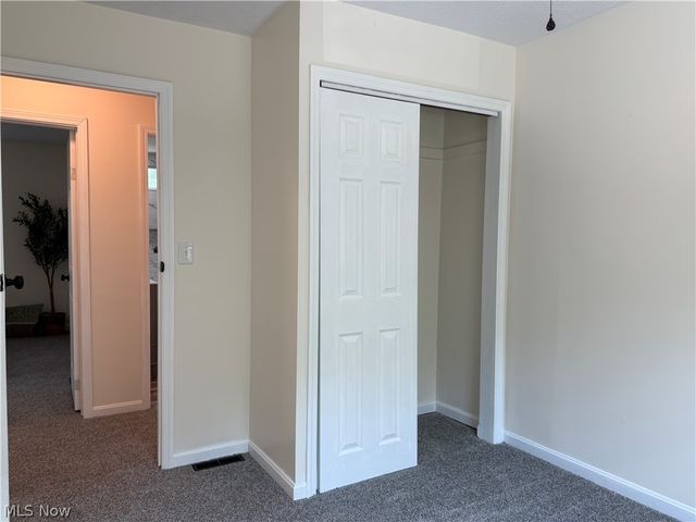 1365 Jewel Bay Road, Cortland, OH 44410