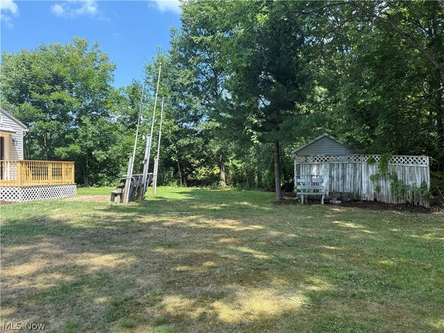 1365 Jewel Bay Road, Cortland, OH 44410
