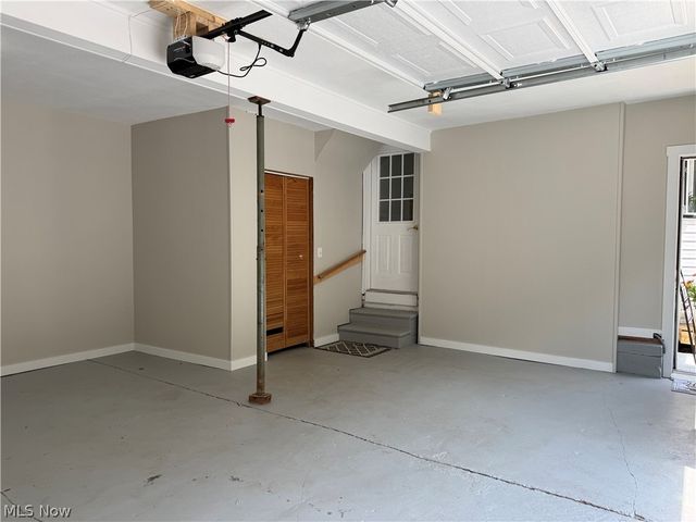 1365 Jewel Bay Road, Cortland, OH 44410