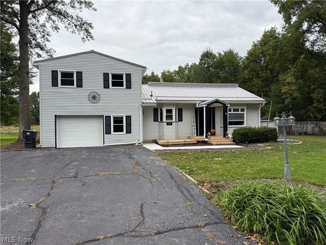 1365 Jewel Bay Road, Cortland, OH 44410